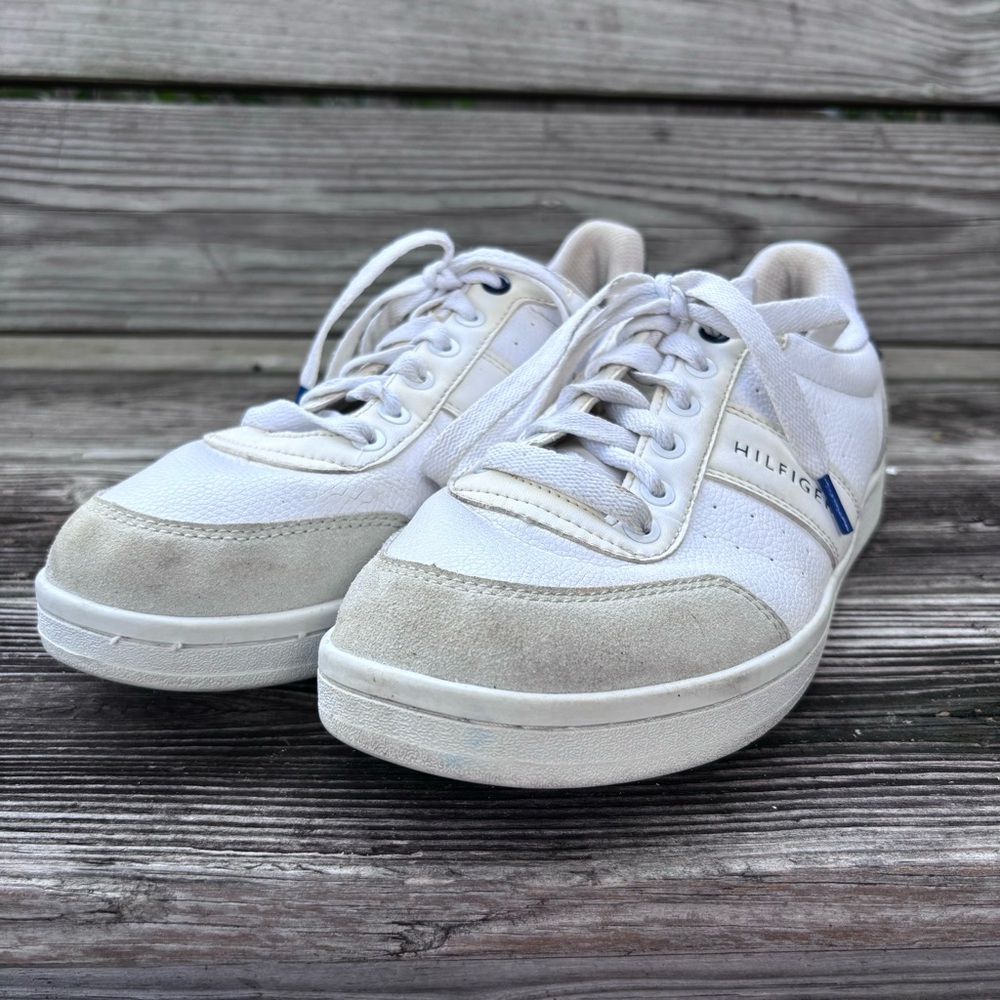 Tommy Hilfiger mens Loren logo sneakers white 10